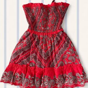Venus Women’s Small Red Paisley Strapless Tiered Tie-Back Dress